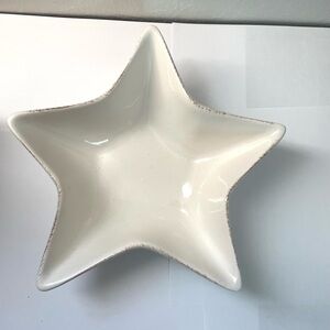 Pottery Barn star bowl